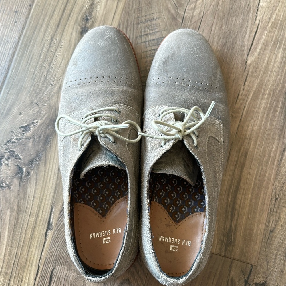 Ben Sherman Gray Suede Oxford shoes (size 10.5)